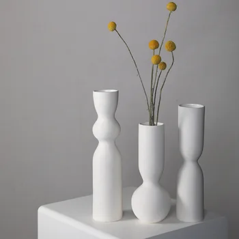  На едро бяла тънка ваза за цветя в хоризонтална ивица, творческа просто художествена украса във формата на вази за домашен декор