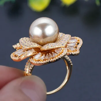  Скъпоценен камък романтична и блестяща форма, във формата на цвете, високо качество кубичен цирконий, очарователно женски пръстен с перли, сватбени декорации за младоженци